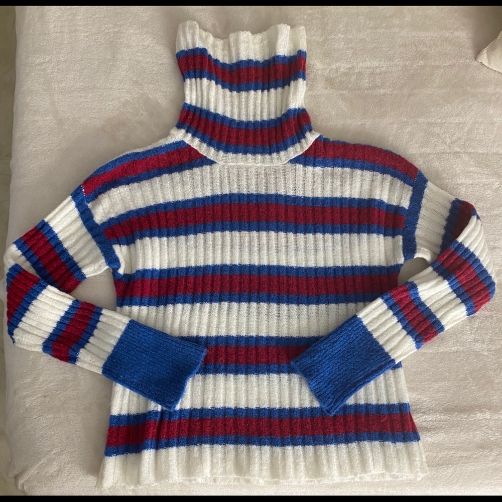 Ten Sixty Sherman, Large turtleneck sweater